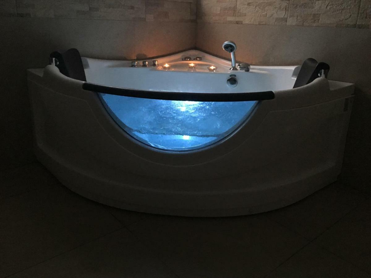 La Casa Bianca Hotel Monopoli Eksteriør billede